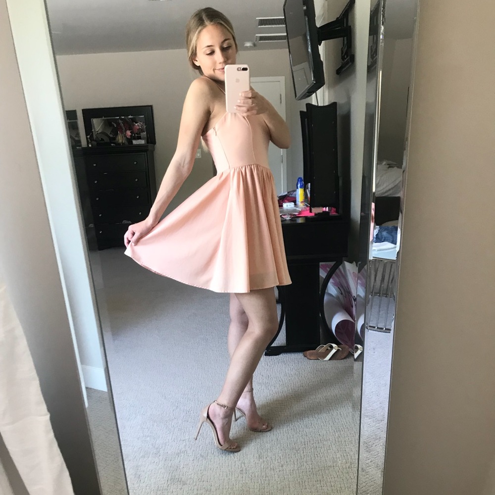 Lovely peachy dress